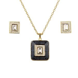 Swarovski Crystals The Silaf Necklace Set